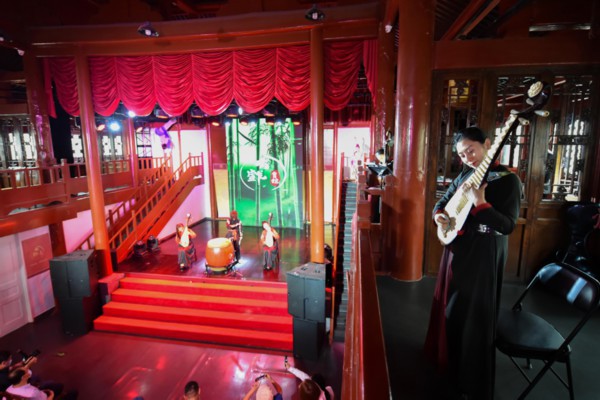 成都湖畔茶香养生之旅(成都湖畔茶香养生之旅地址)